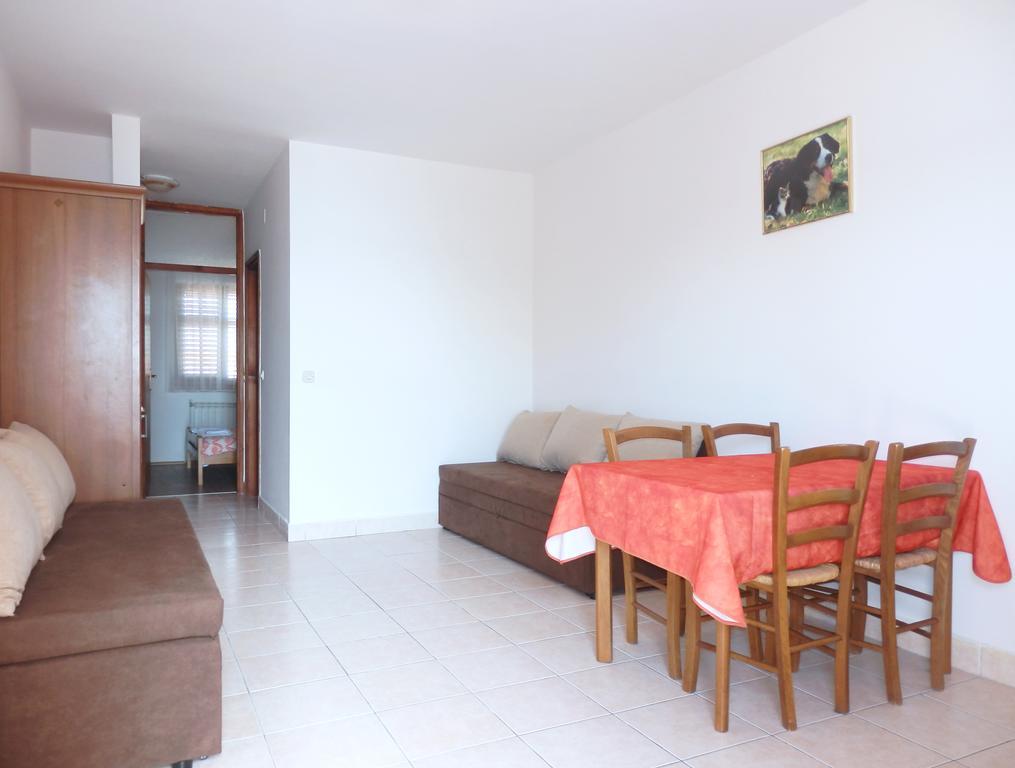 Apartments Idila Медулин Екстериор снимка